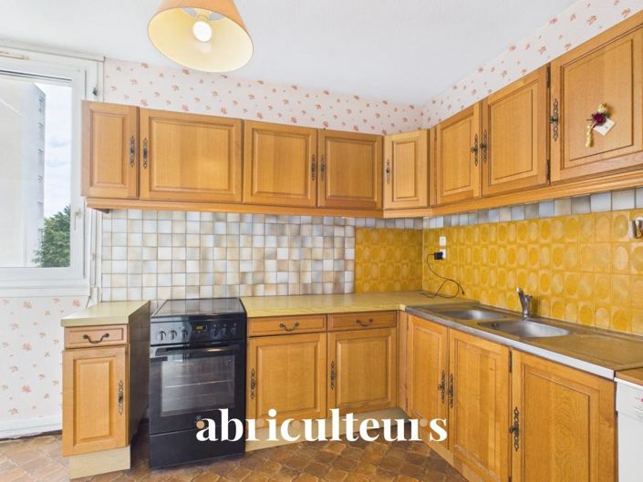 Image No.13-3 Bed Apartment for sale