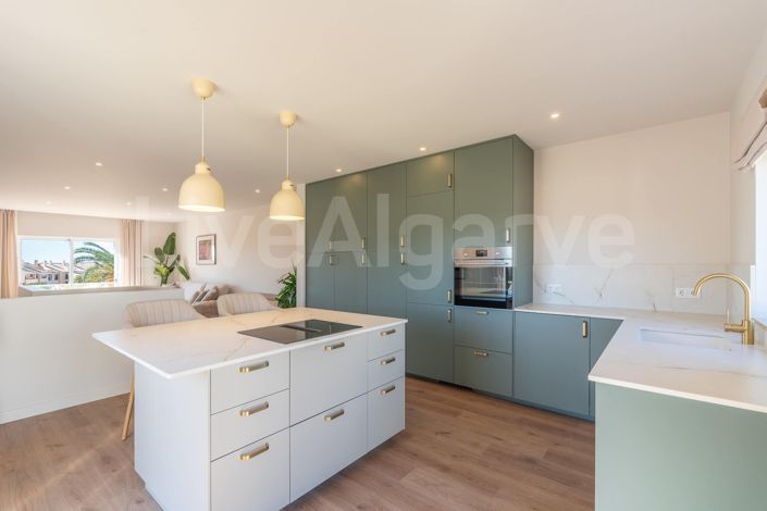 Image No.15-2 Bed House for sale