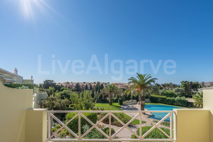 Image No.8-2 Bed House for sale