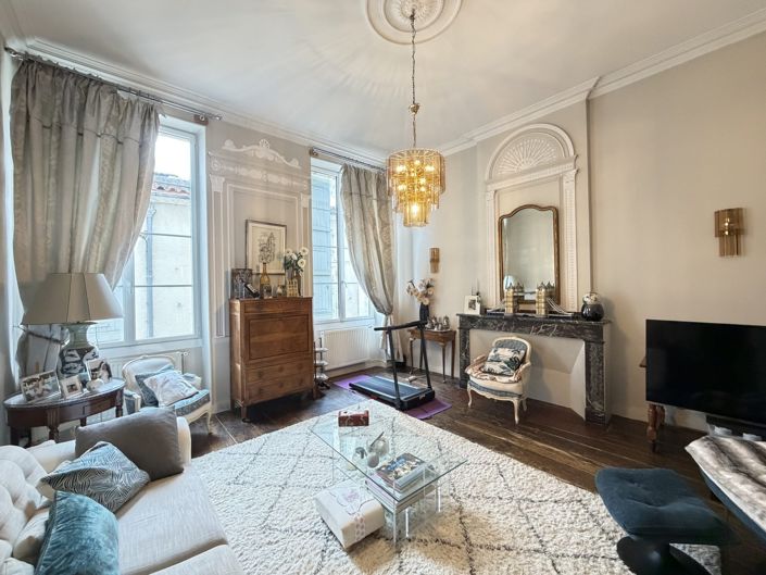 Image No.6-3 Bed House for sale