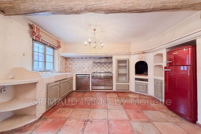 Image No.2-5 Bed House for sale