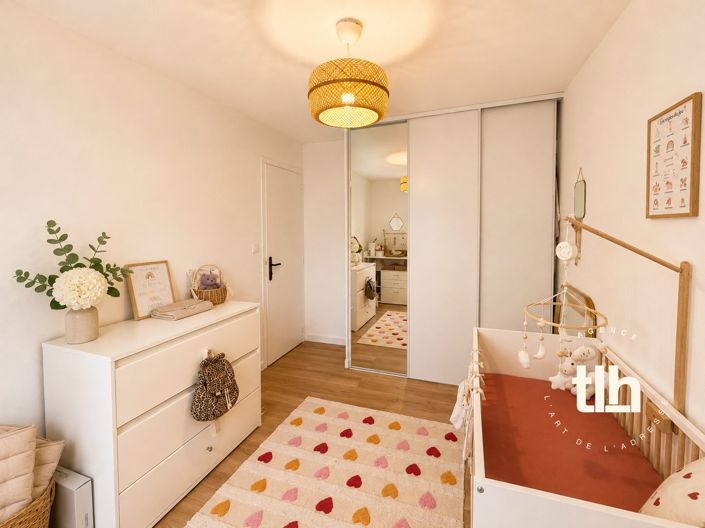 Image No.18-2 Bed House for sale