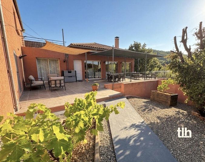 Image No.21-9 Bed House for sale