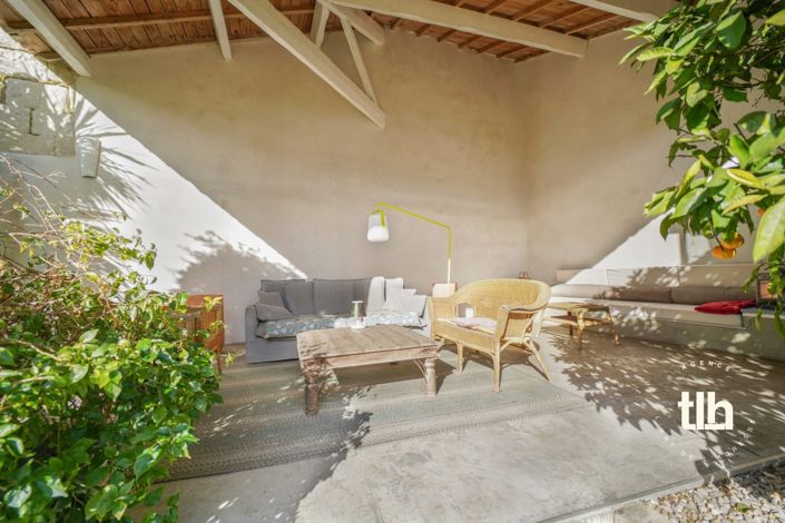 Image No.13-5 Bed Property for sale