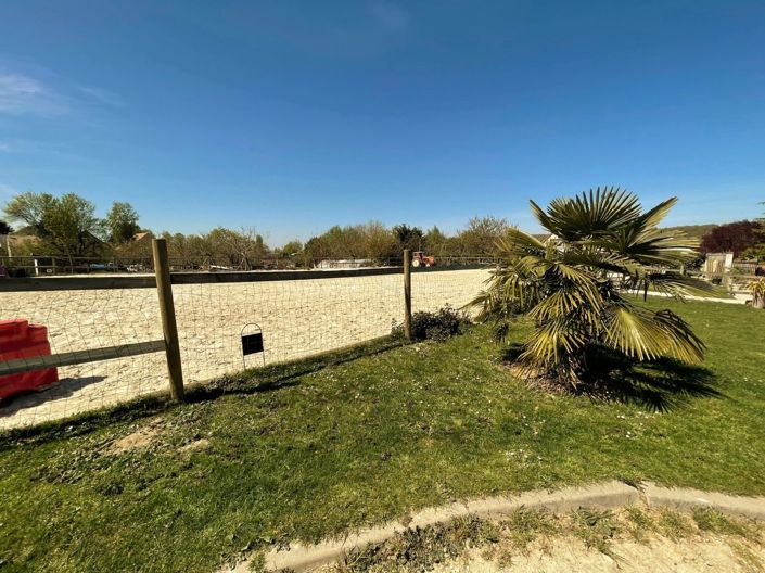 Image No.6-4 Bed House for sale