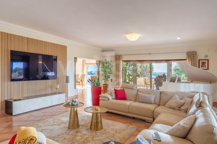 Image No.6-3 Bed House for sale