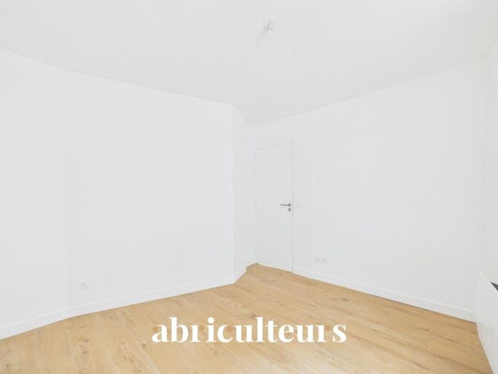Image No.13-1 Bed Apartment for sale