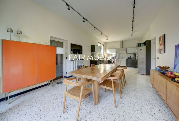 Image No.12-7 Bed House for sale