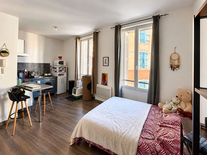 Image No.7-4 Bed House for sale