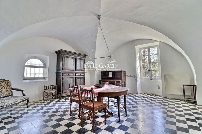Image No.16-12 Bed House for sale