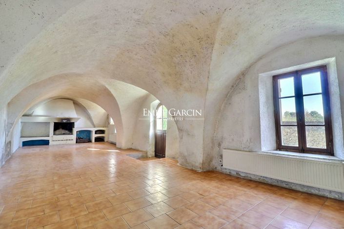Image No.19-12 Bed House for sale