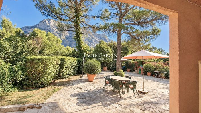 Image No.4-4 Bed House for sale