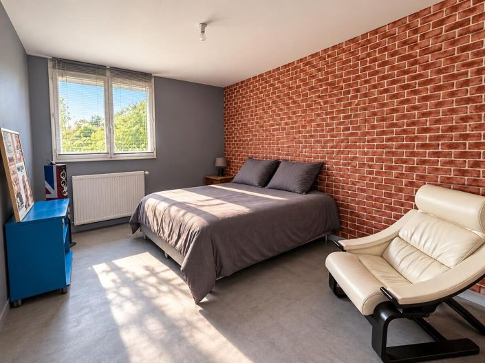 Image No.9-4 Bed House for sale