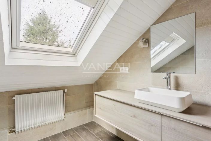 Image No.23-4 Bed House for sale