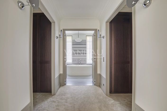 Image No.54-4 Bed House for sale