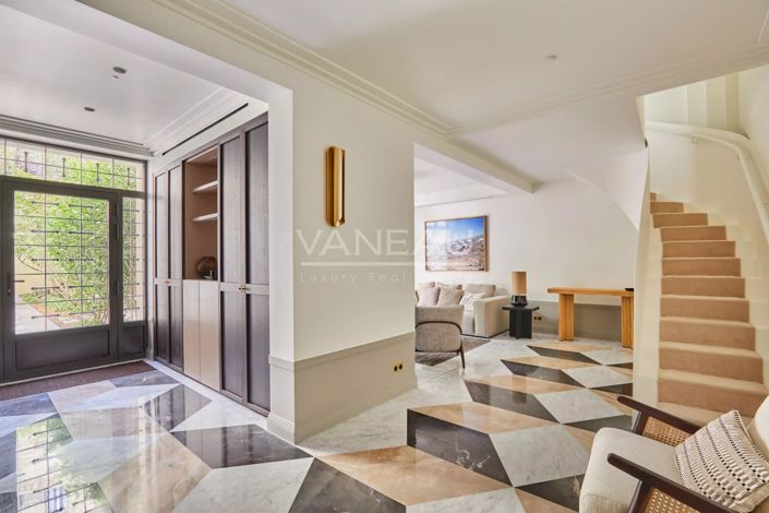 Image No.7-4 Bed House for sale