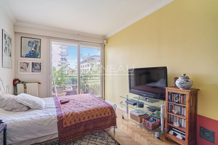 Image No.14-3 Bed Apartment for sale