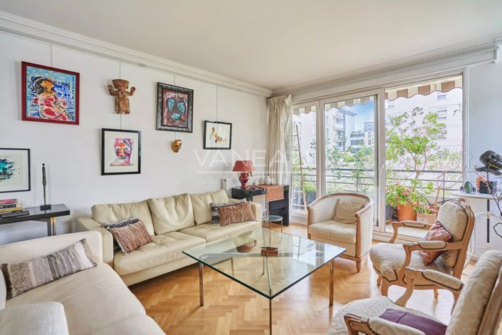 Image No.3-3 Bed Apartment for sale