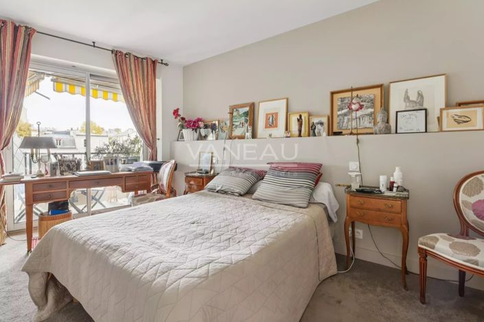Image No.10-1 Bed Apartment for sale