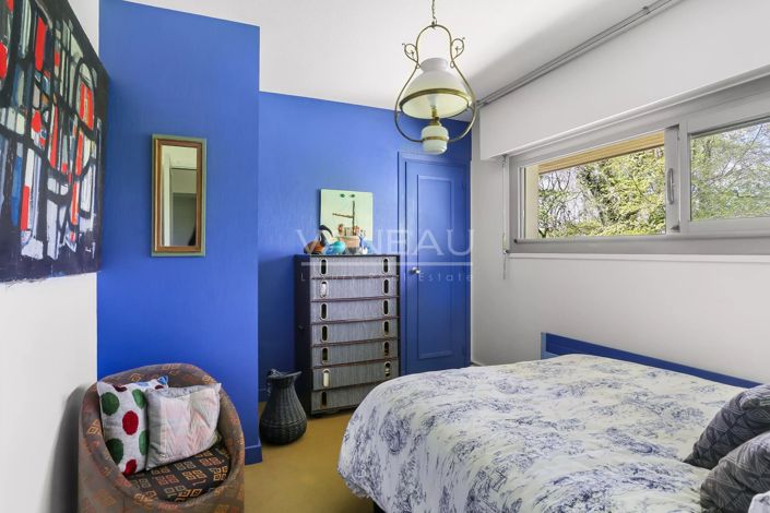 Image No.28-6 Bed House for sale