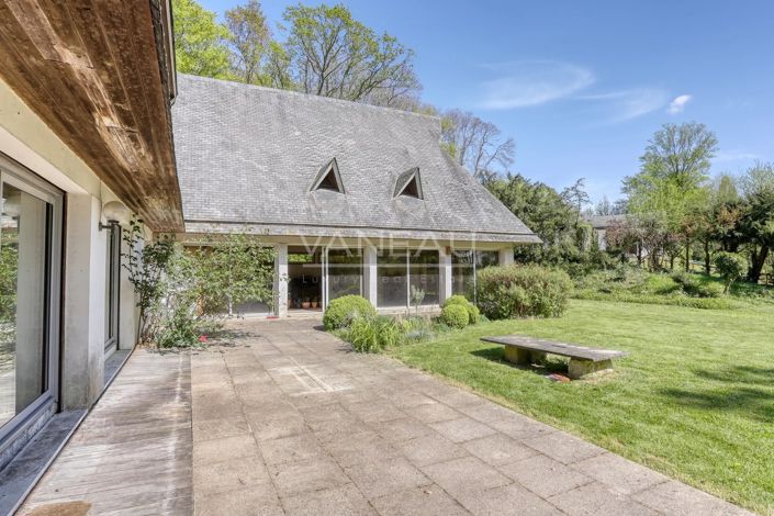 Image No.4-6 Bed House for sale