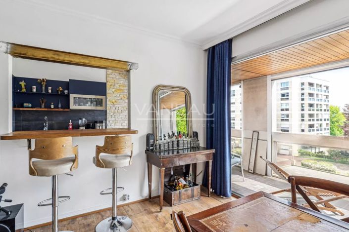 Image No.2-4 Bed Apartment for sale