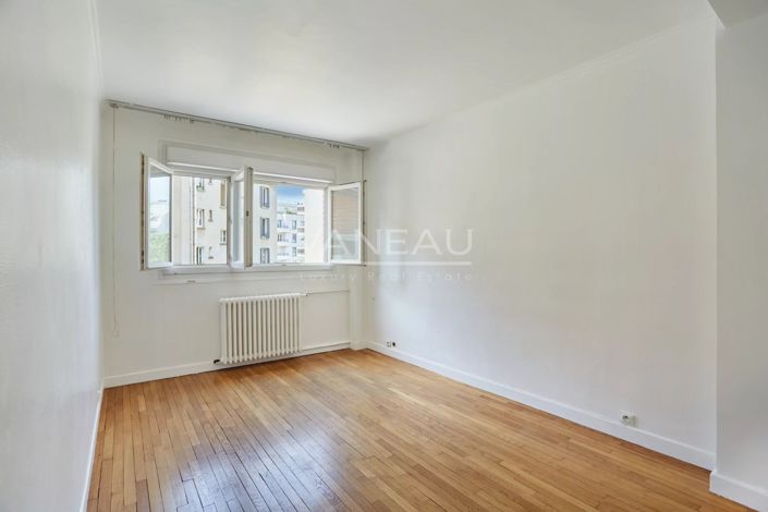 Image No.6-Appartement de 2 chambres à vendre