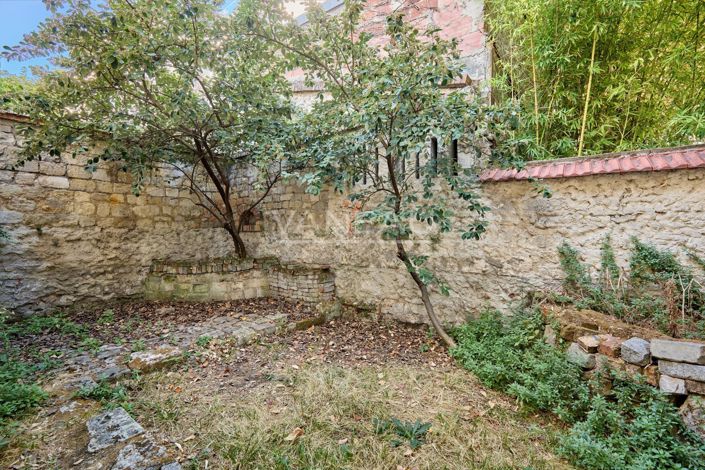 Image No.10-4 Bed House for sale