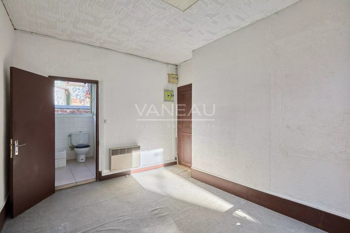 Image No.14-4 Bed House for sale