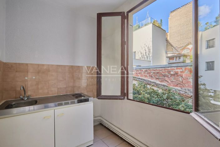 Image No.20-4 Bed House for sale