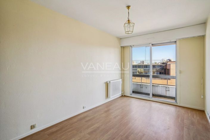Image No.4-Appartement de 1 chambre à vendre