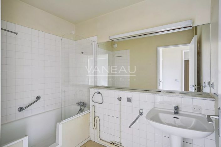 Image No.9-Appartement de 1 chambre à vendre
