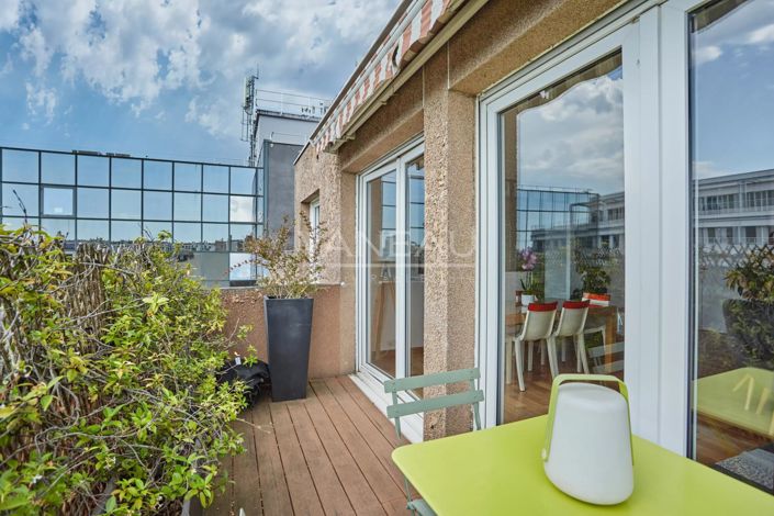 Image No.12-3 Bed Apartment for sale