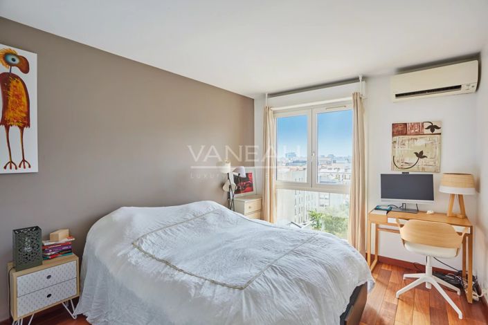 Image No.7-3 Bed Apartment for sale