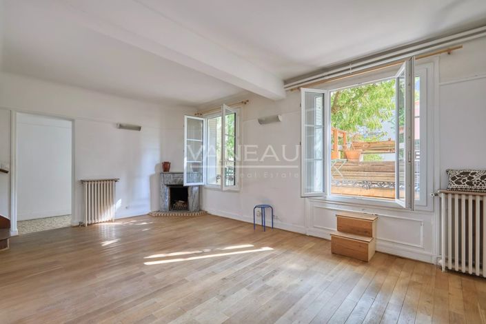 Image No.13-3 Bed House for sale
