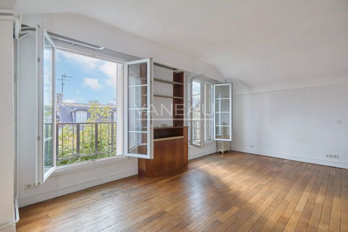 Image No.2-3 Bed House for sale