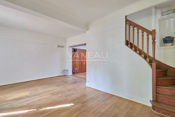 Image No.20-3 Bed House for sale