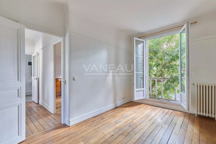 Image No.24-3 Bed House for sale