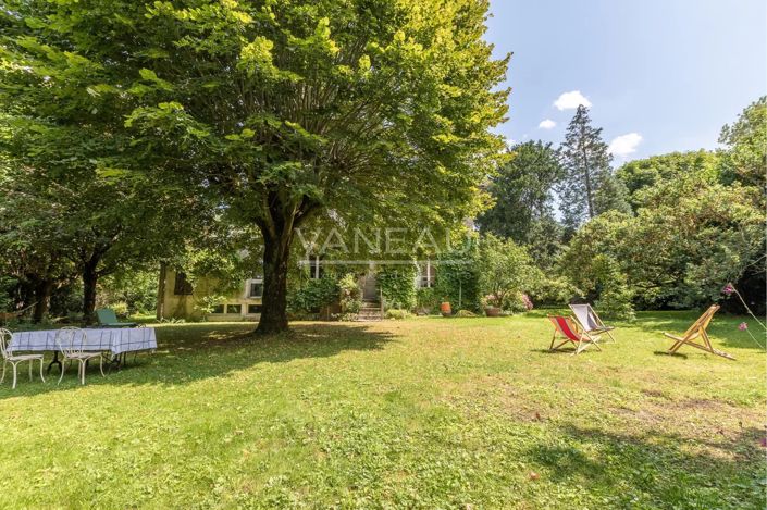 Image No.7-5 Bed House for sale