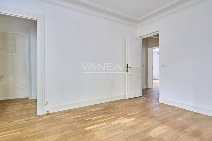 Image No.11-1 Bed Apartment for sale