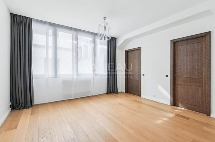 Image No.11-Apartment for sale