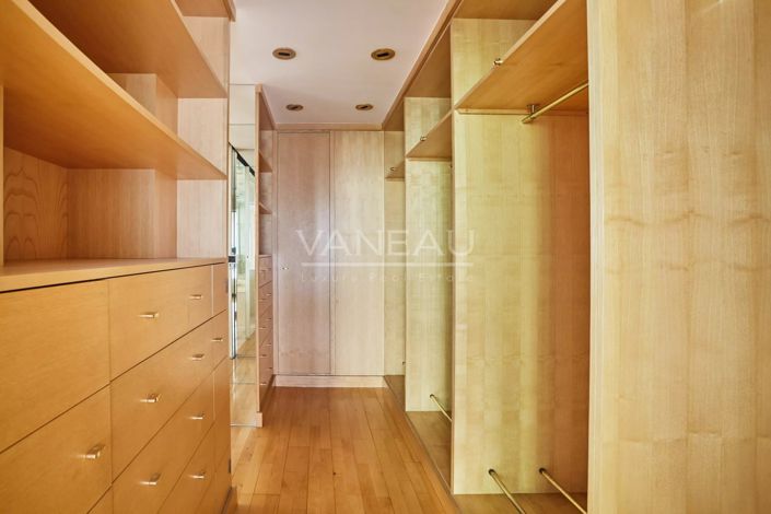 Image No.16-4 Bed Apartment for sale