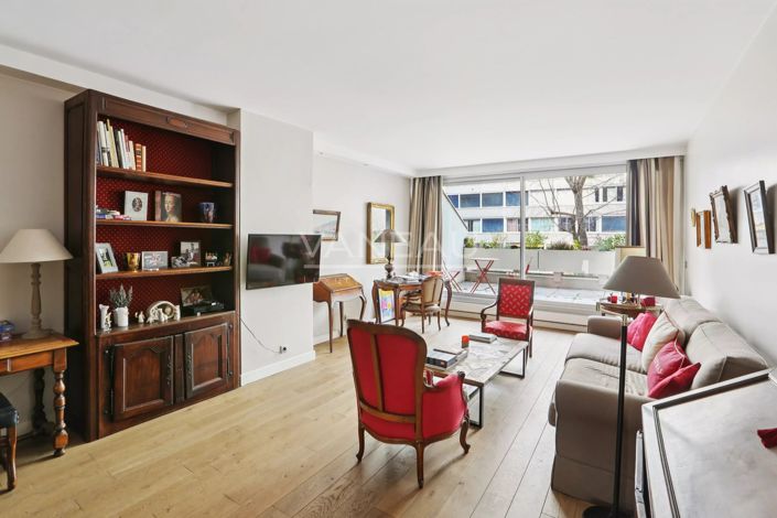 Image No.10-3 Bed Apartment for sale