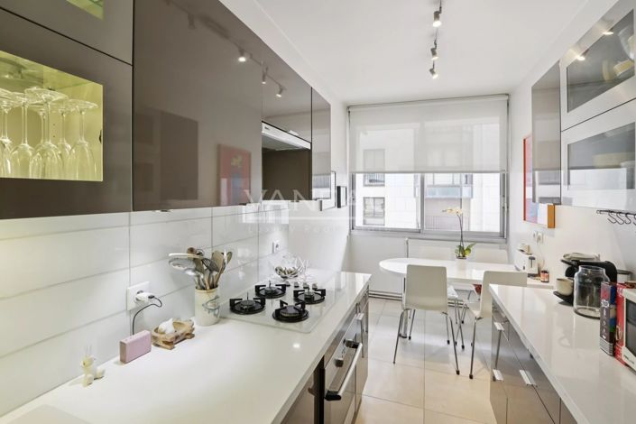 Image No.5-3 Bed Apartment for sale