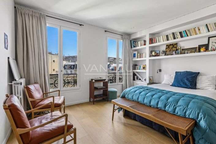 Image No.10-4 Bed Apartment for sale