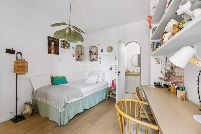Image No.15-4 Bed Apartment for sale