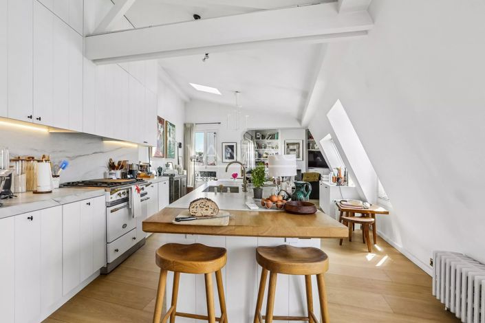 Image No.3-4 Bed Apartment for sale
