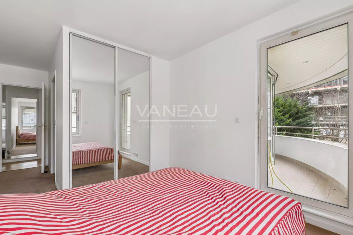 Image No.18-4 Bed Apartment for sale