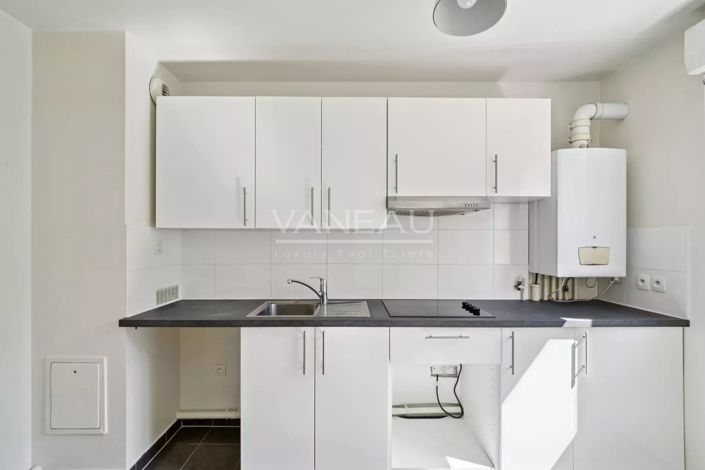 Image No.11-4 Bed House for sale
