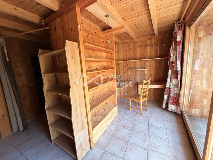 Image No.11-4 Bed House for sale